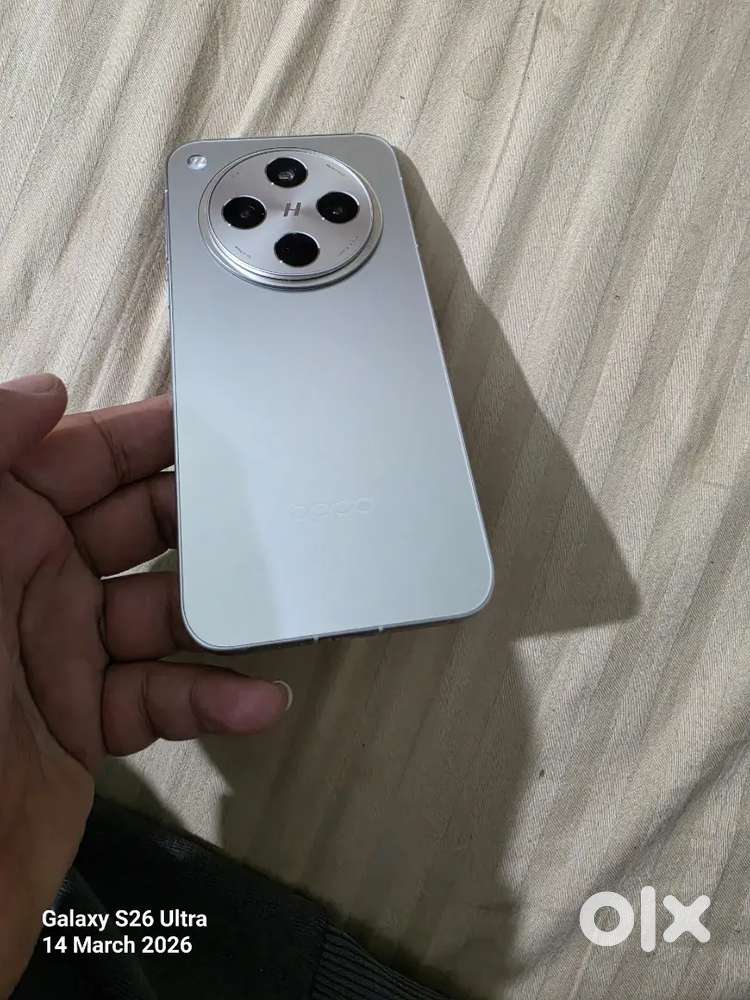 Oppo find x8 grey 12gb 256gb mint condition warranty till 25th August