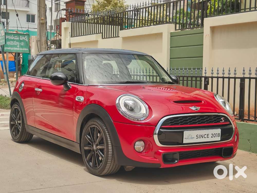 Mini Cooper 3 Door John Works, 2017, Petrol