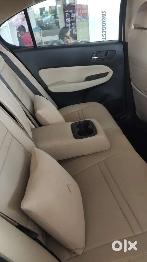 City Vx Cvt Apex Edition Brand New Just 2000 Km.