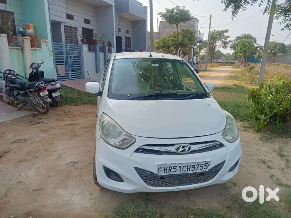 Hyundai I10 Asta 2016 Model Cng On Paper Hr No