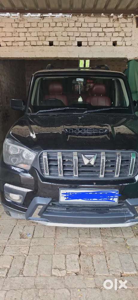 Mahindra Scorpio Classic 2023 Diesel 110000 Km Driven