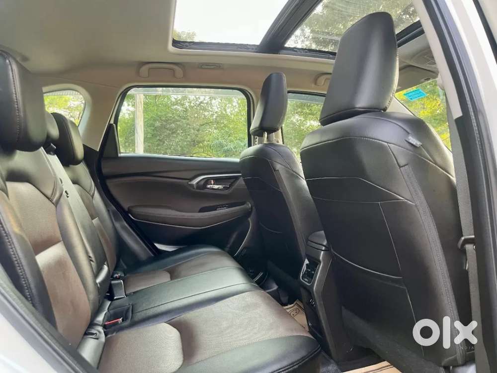 Toyota Urban Cruiser Hyryder 1.5 V Hybrid, 2023, Petrol