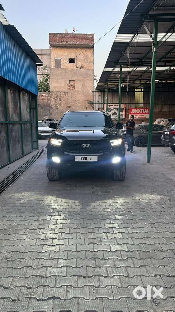Ford Endeavour 2019
