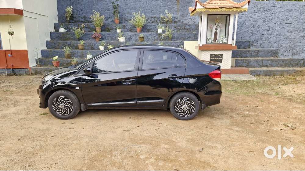 Honda Ameze,  Neat One
