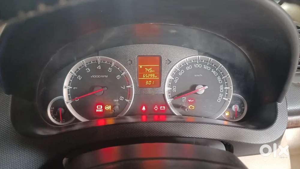 Maruti Suzuki Swift Dzire 2014 Petrol 66000 Km Driven