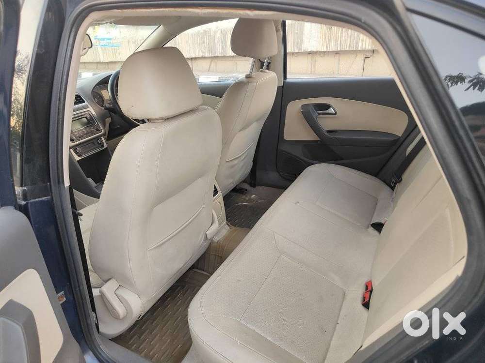 Volkswagen Vento 1.6 Highline Plus 16 Alloy, 2015, Petrol