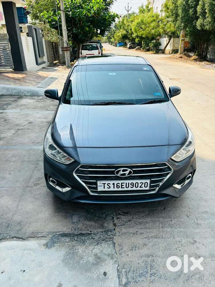 Hyundai Verna 2018 Diesel 105000 Km Driven, Good Condition .