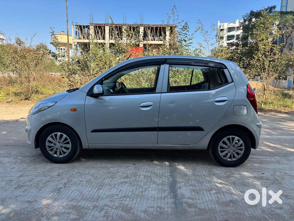 Hyundai I10 Sportz, 2016, Petrol