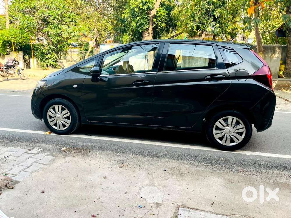Honda Jazz 2015 Petrol Well Maintained