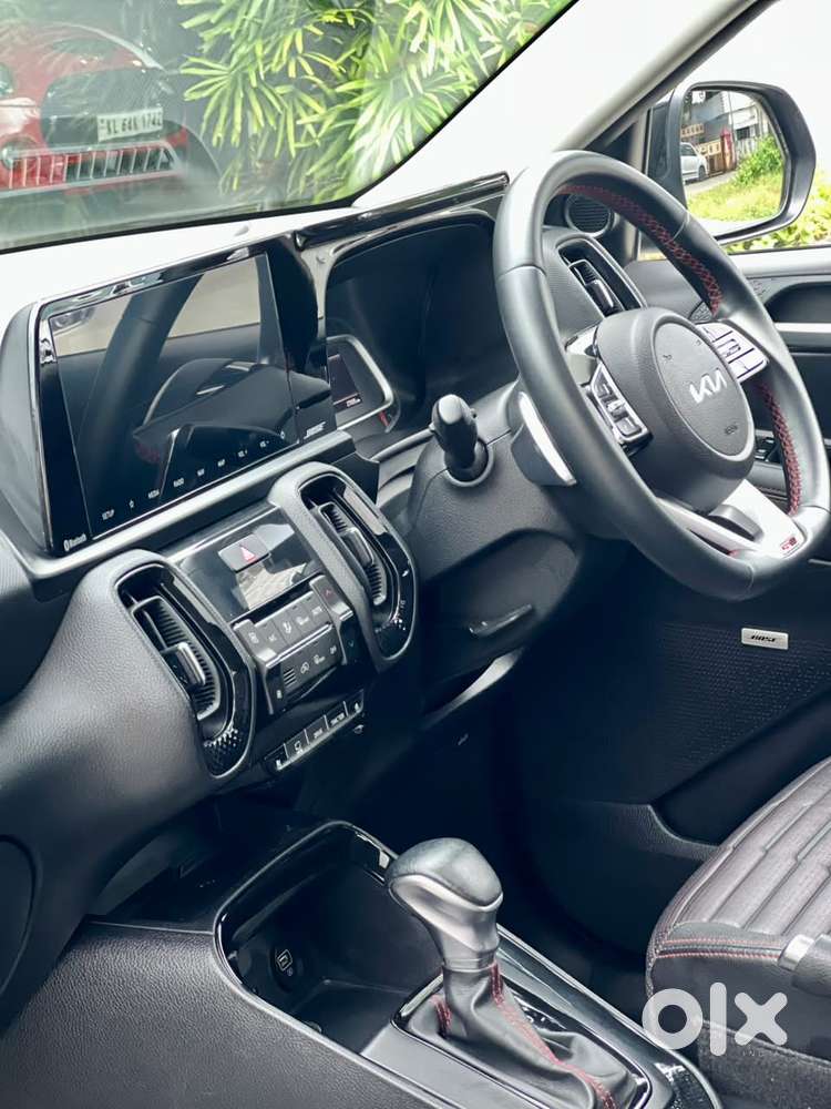 Kia Sonet, 2021, Petrol