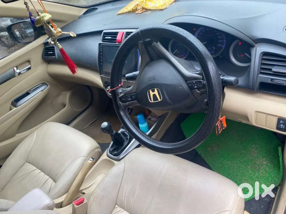 Honda City Petrol Mt 2013 Sunroof