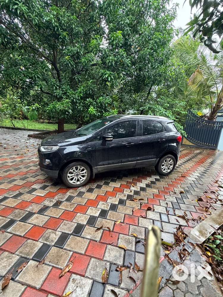 Ford Petrol 2015 Car 58953 Km