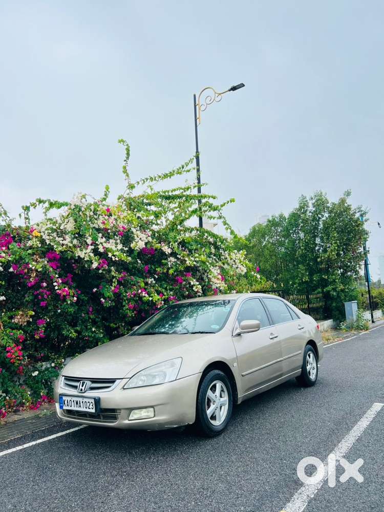 Honda Accord 2004 Automatic