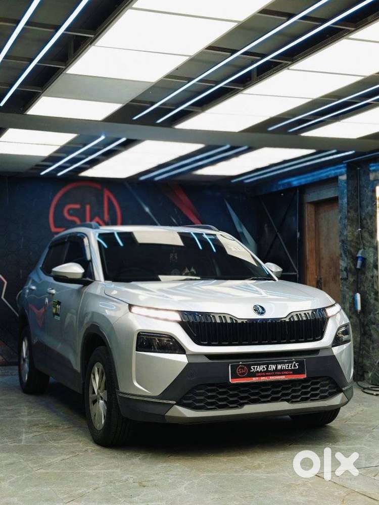Skoda Kylaq Signature, 2025, Petrol