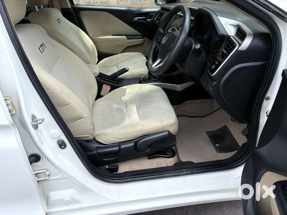 Honda City I-vtec V, 2017, Petrol