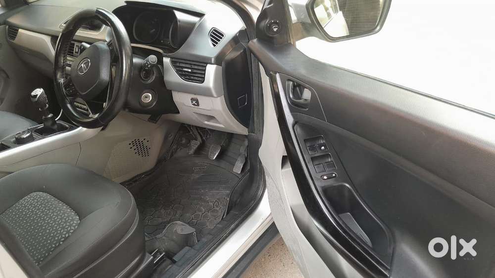 Tata Nexon 1.2 Revotron Xm (s), 2019, Cng & Hybrids