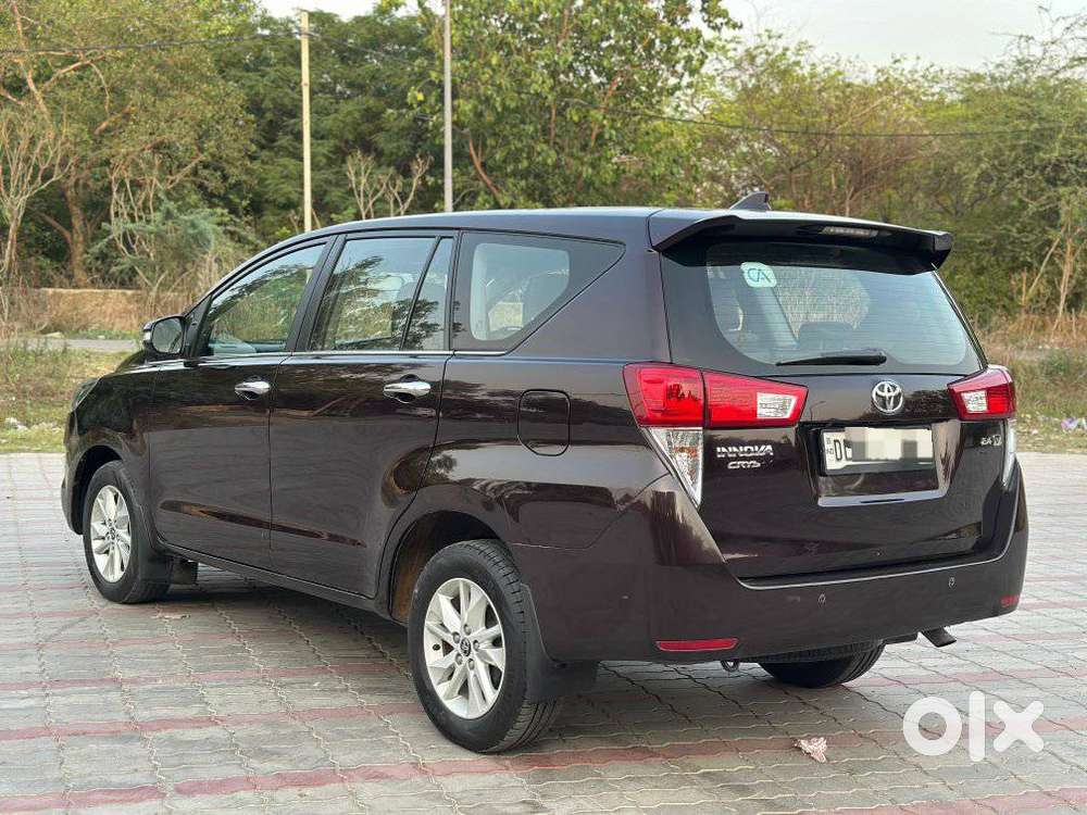 Toyota Innova Crysta 2.4 Vx Mt 8s, 2017, Diesel