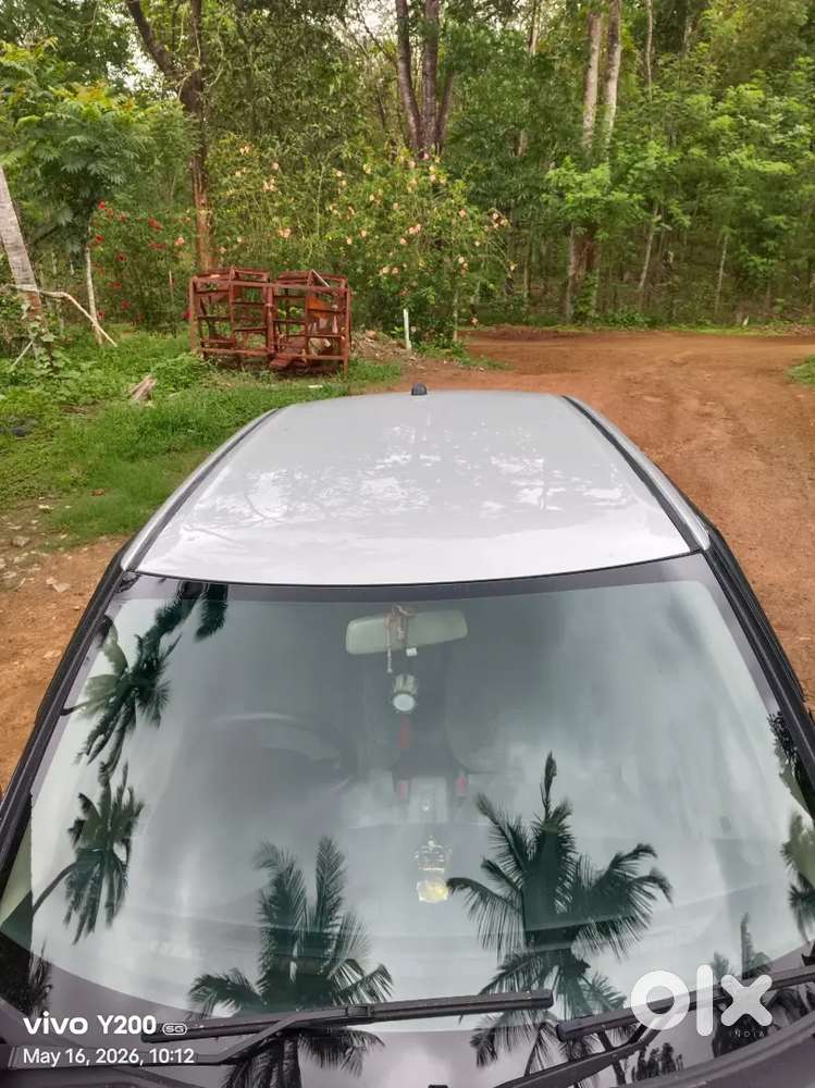 Maruti Suzuki Swift Dzire 2012