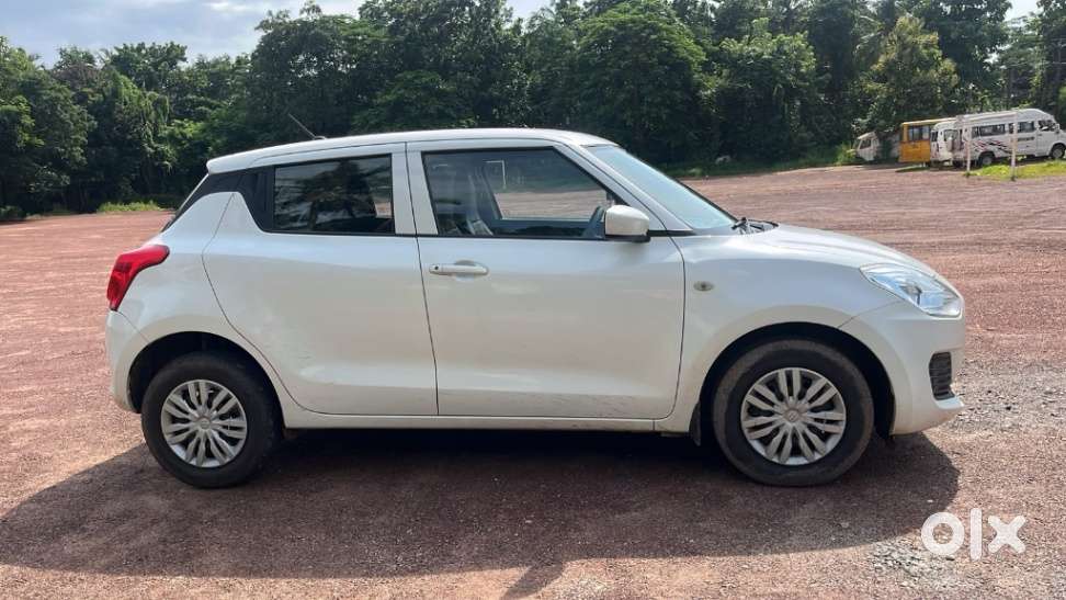 Maruti Suzuki Swift, 2022, Petrol