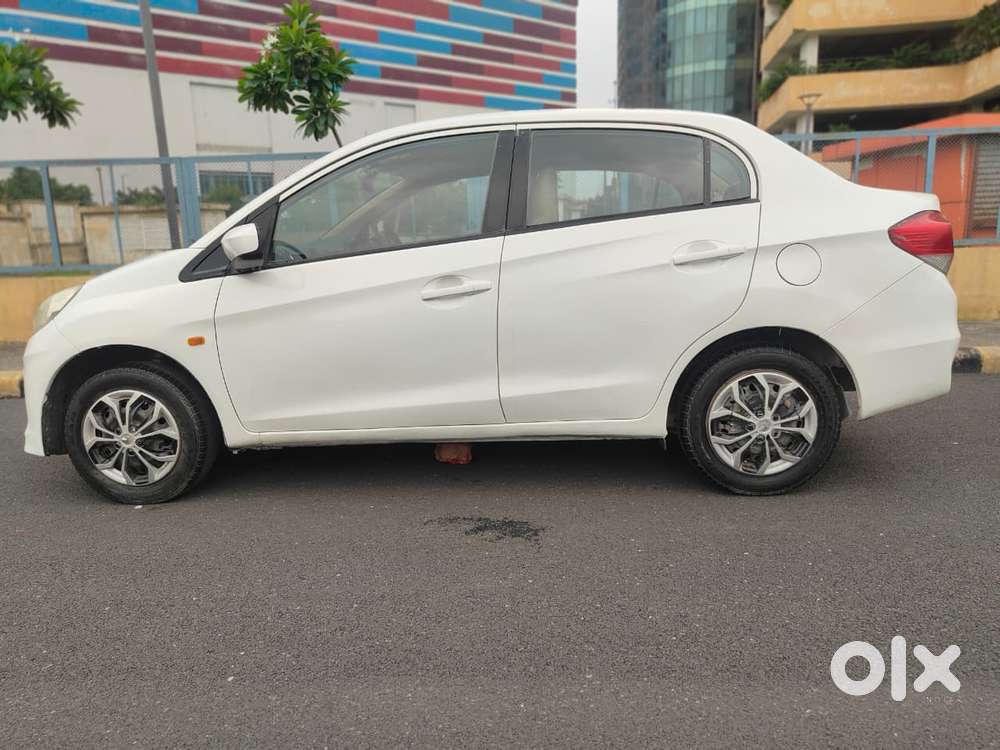 Honda Amaze, 2014