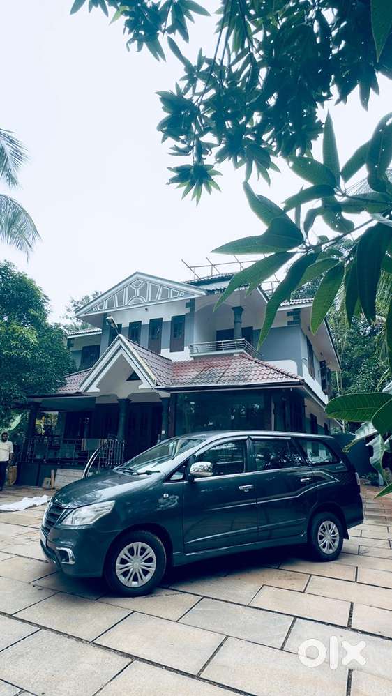 Toyota Innova 2015 Diesel Well Maintained