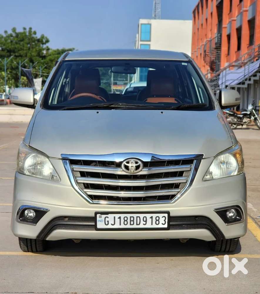 Toyota Innova 2.5 Zx 7 Str Bs-iv, 2015, Diesel