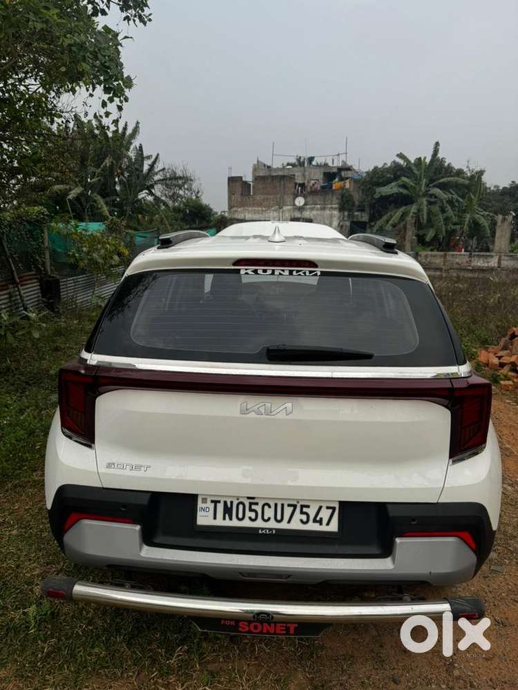 Kia Sonet 2024 Petrol 6000 Km Driven