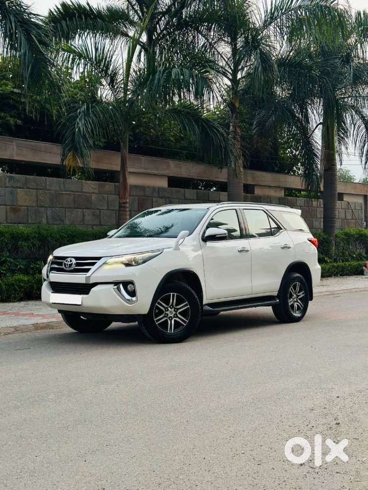 Toyota Fortuner 4x2 At 2.8 Diesel, 2019, Diesel