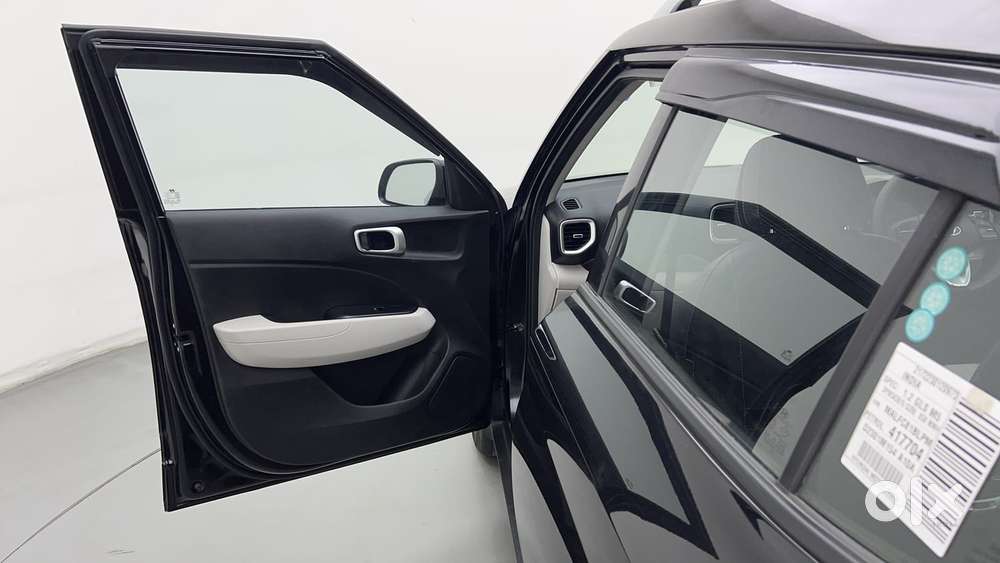 Hyundai Venue 1.2 S (o), 2023, Petrol