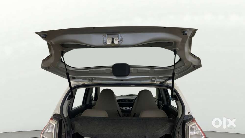 Maruti Suzuki Alto K10 Vxi, 2016, Petrol