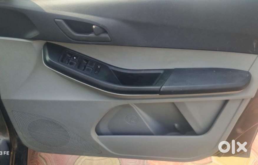 Tata Tiago 1.2 Revotron Xt (o), 2021, Petrol