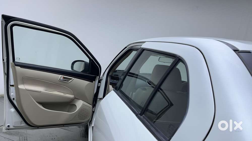 Maruti Suzuki Swift Dzire Vxi Optional, 2017, Petrol