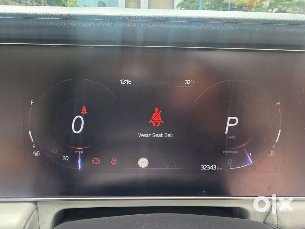 Mahindra Xuv700 2.2 Ax 7 Diesel At Luxury Pack Str, 2023, Diesel