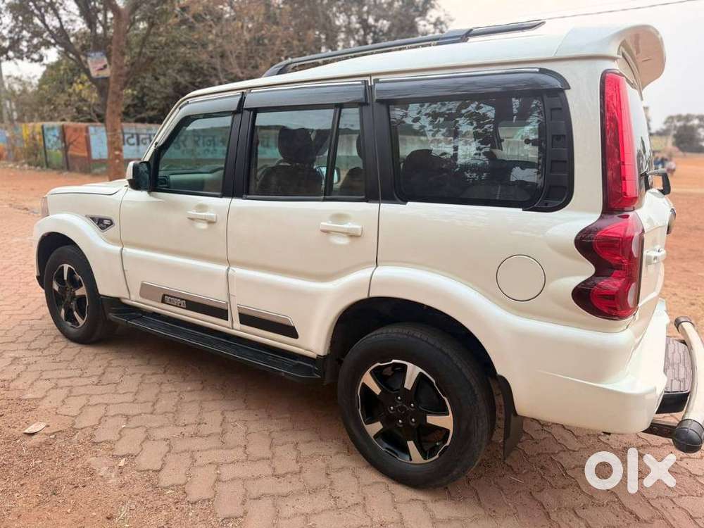 Mahindra Scorpio Classic 2.2 S Mt 7 Str, 2023, Diesel