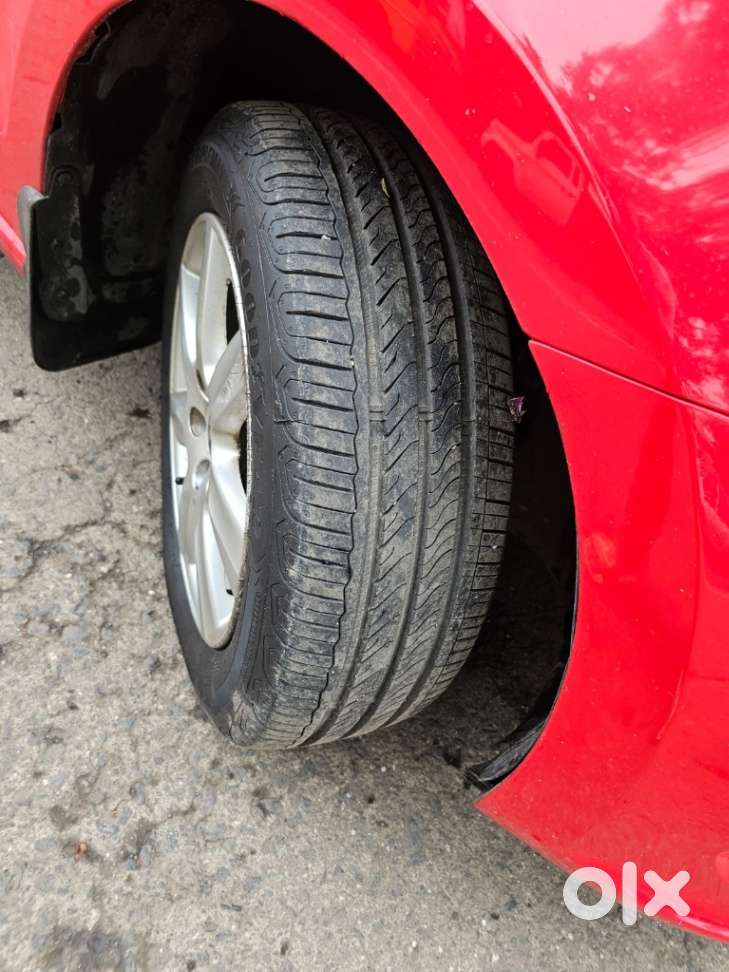 Volkswagen Vento 1.2 Tsi Highline At, 2012, Petrol