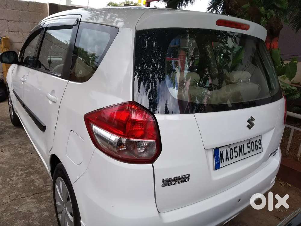 Maruti Suzuki Ertiga 2012 Diesel 160000 Km Driven