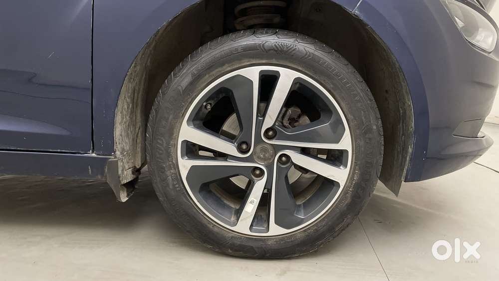 Tata Altroz Xza Petrol, 2022, Petrol