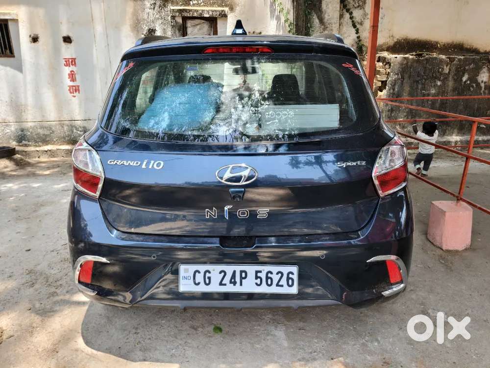 Grand I10 Nios Sportz