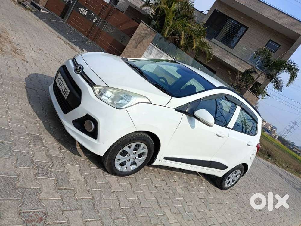 Hyundai Grand I10 1.2 Crdi Sportz Option, 2016, Diesel