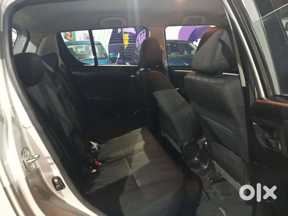 Maruti Suzuki Swift Vvt Vxi, 2012, Petrol