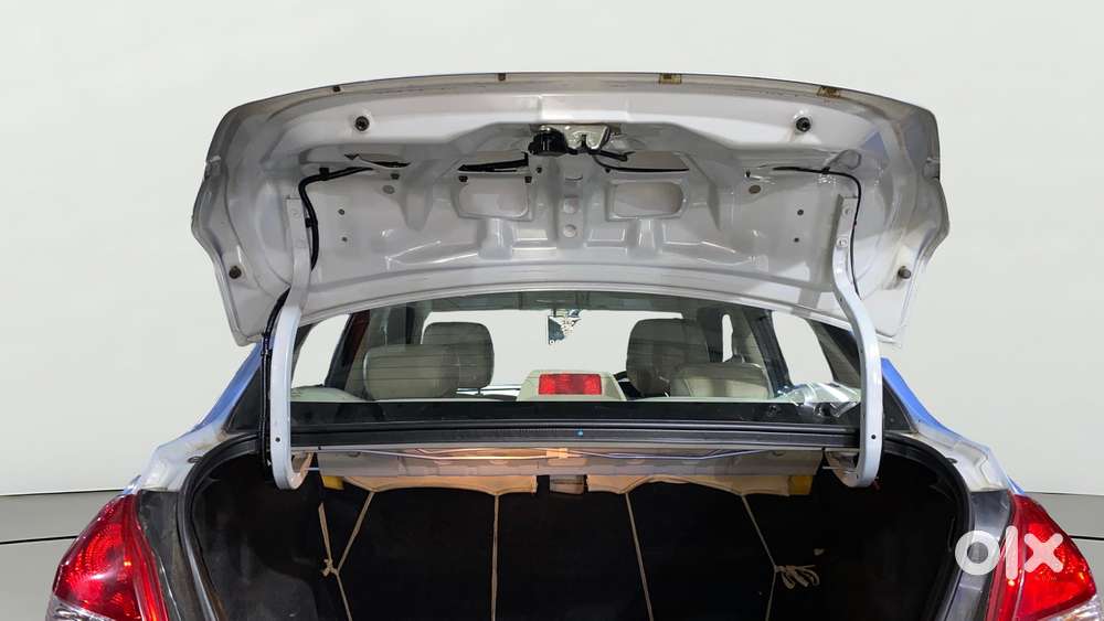 Maruti Suzuki Swift Dzire Zxi 1.2, 2015, Petrol