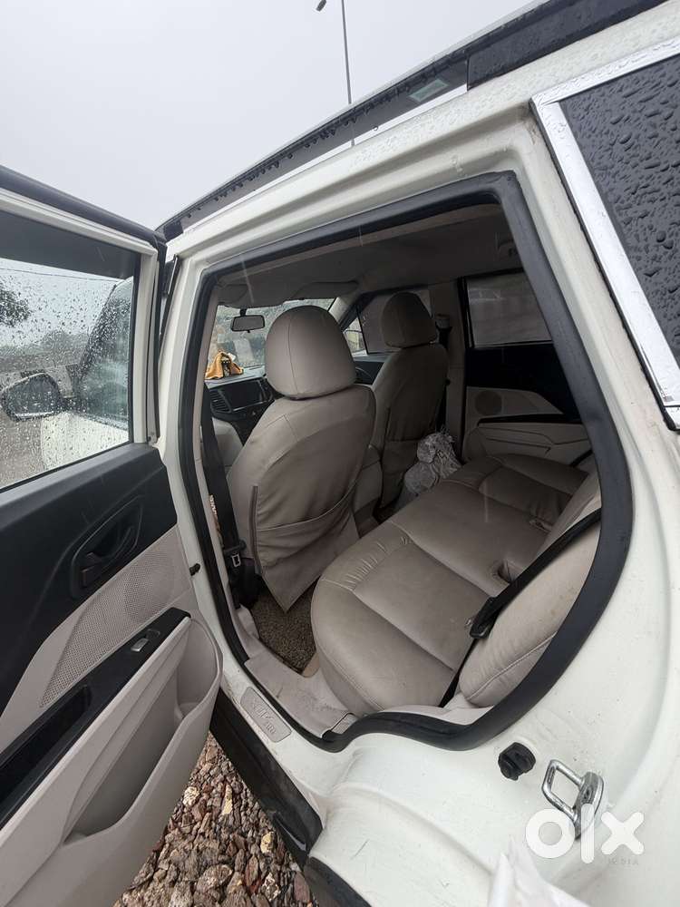 Mahindra Xuv300 W4, 2020, Cng & Hybrids