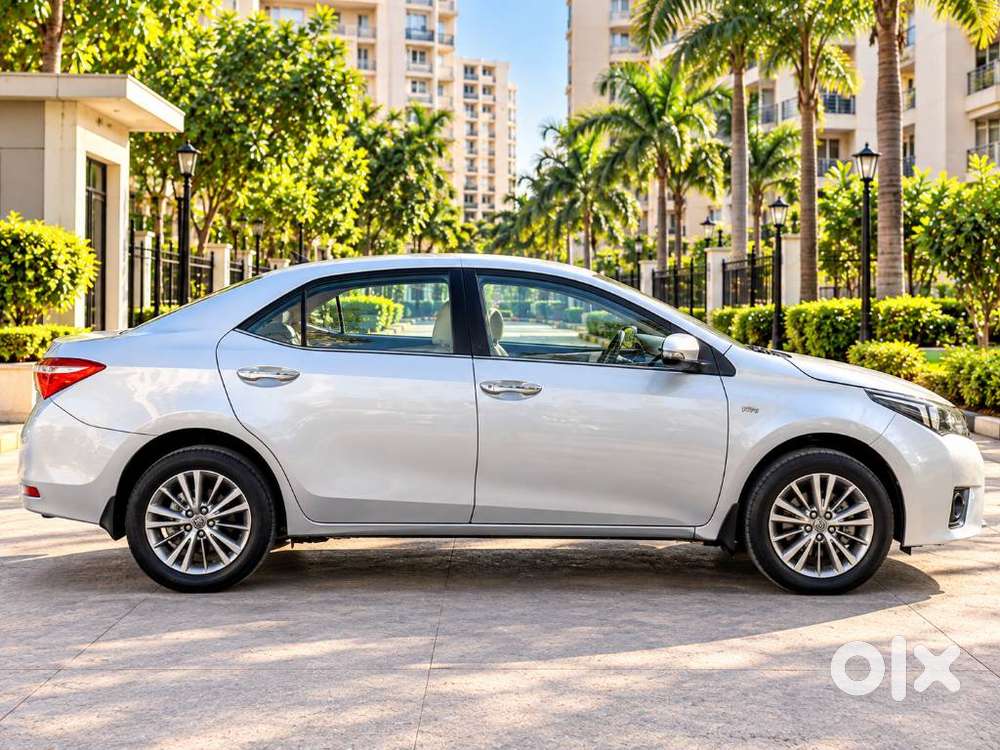 Toyota Corolla Altis, 2016, Petrol