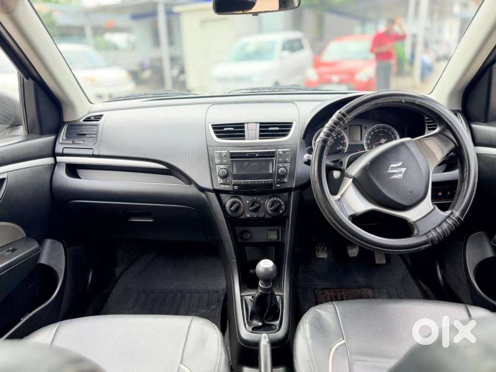 Maruti Suzuki Swift Vxi 1.2 Abs Bs-iv, 2015, Petrol