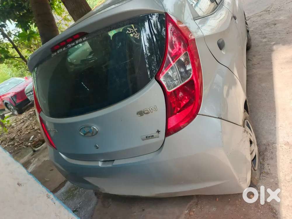 2nd Owner Hyundai Eon 2015 Petrol Manual
