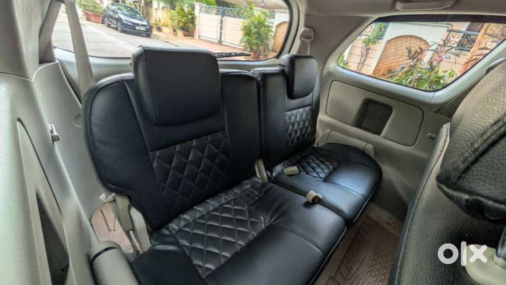 Toyota Innova 2.5 V 8 Str, 2014, Diesel