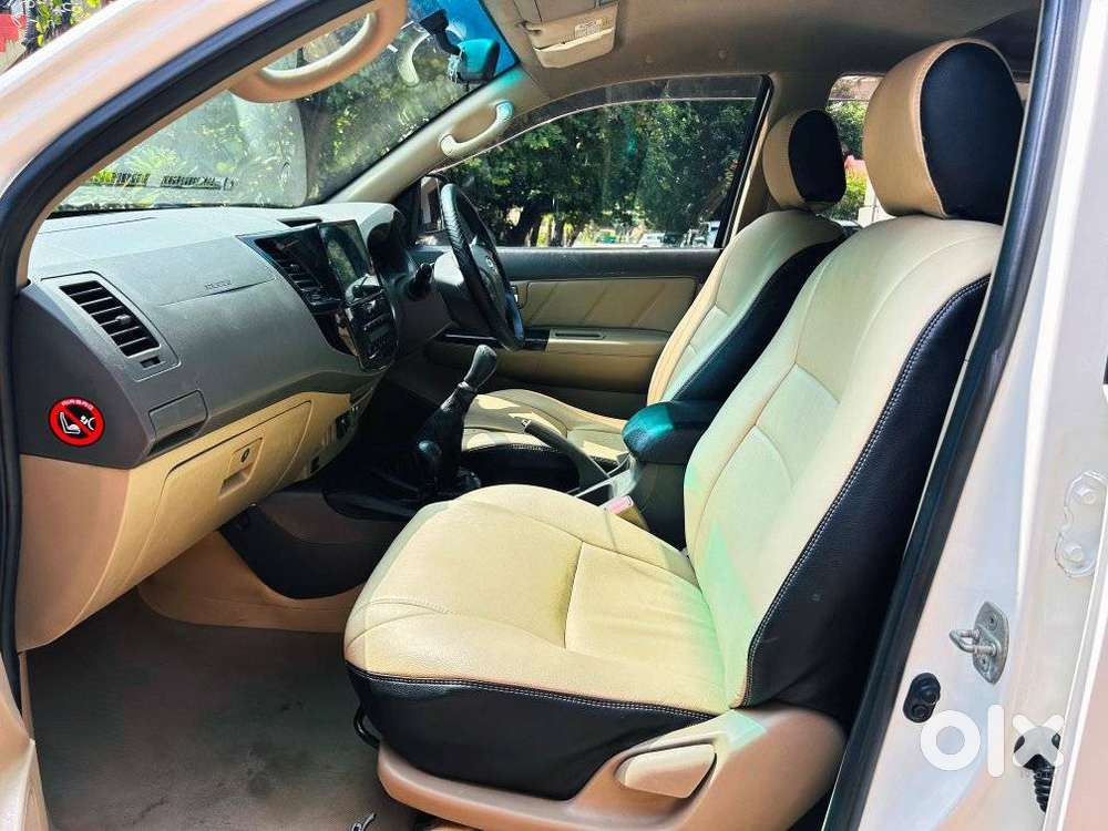 Toyota Fortuner 3.0 4x4 Manual, 2012, Diesel