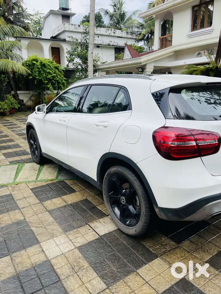 Neatly Used  Mercedes-benz Gla 220d– Doctor Owned & Company Maintained