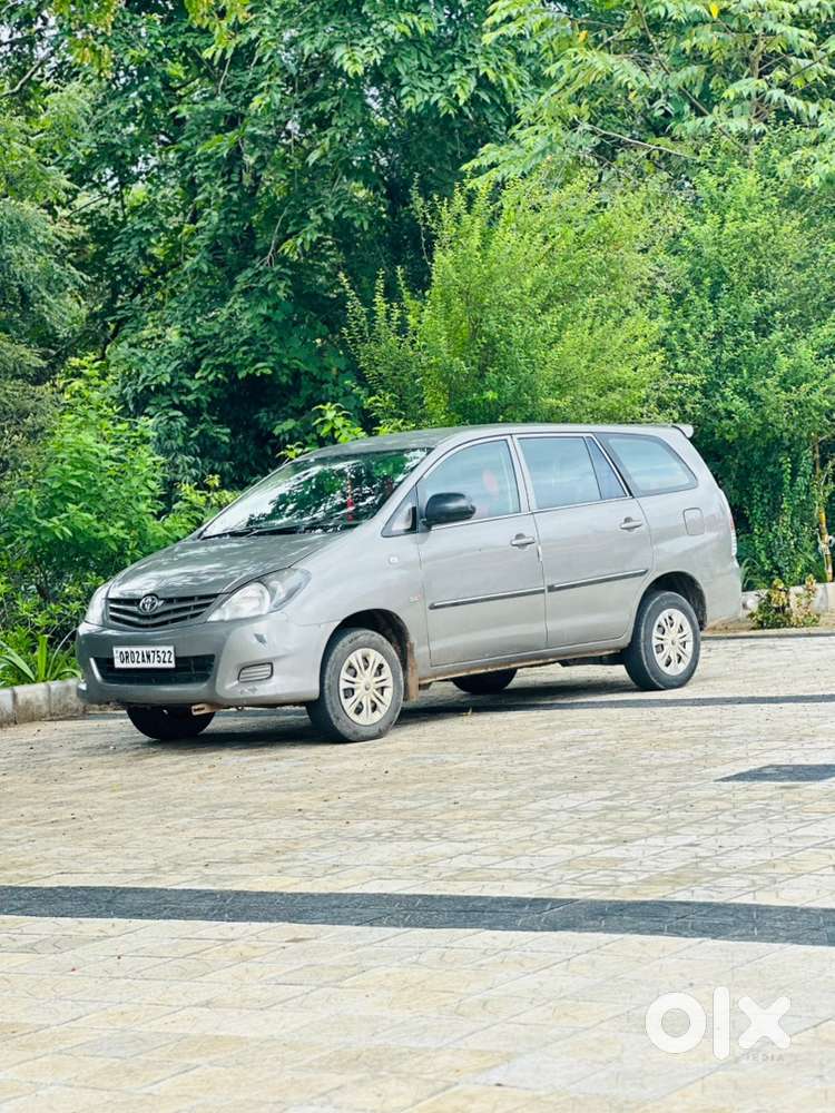 Toyota Innova Hybrid 2007 Year