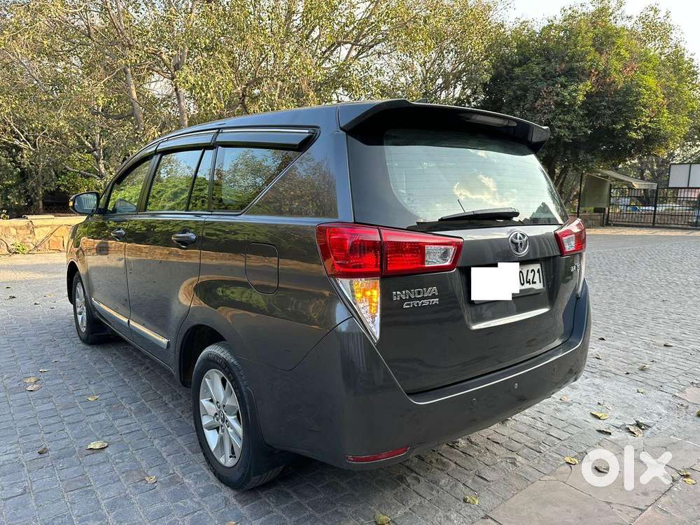 Toyota Innova Crysta